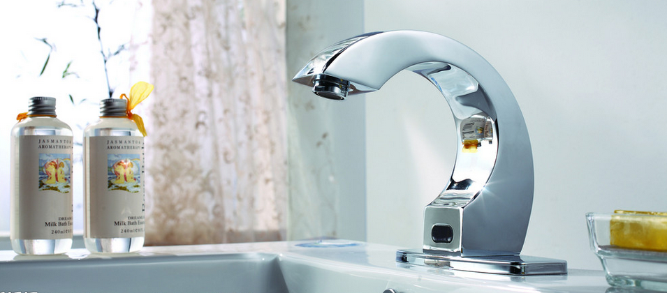 座位旁不設水龍頭