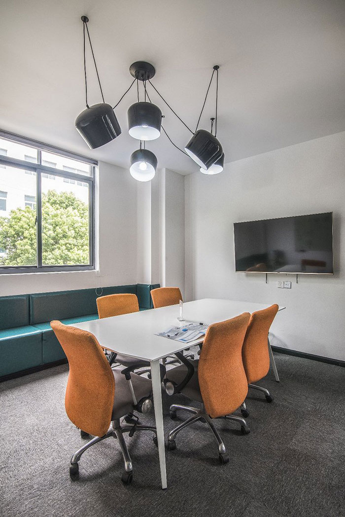 展示器材公司辦公室接待區(qū)裝修設(shè)計效果圖