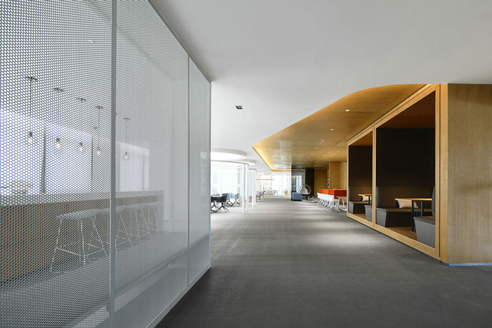 眾創(chuàng)空間辦公室過道裝修設(shè)計效果圖