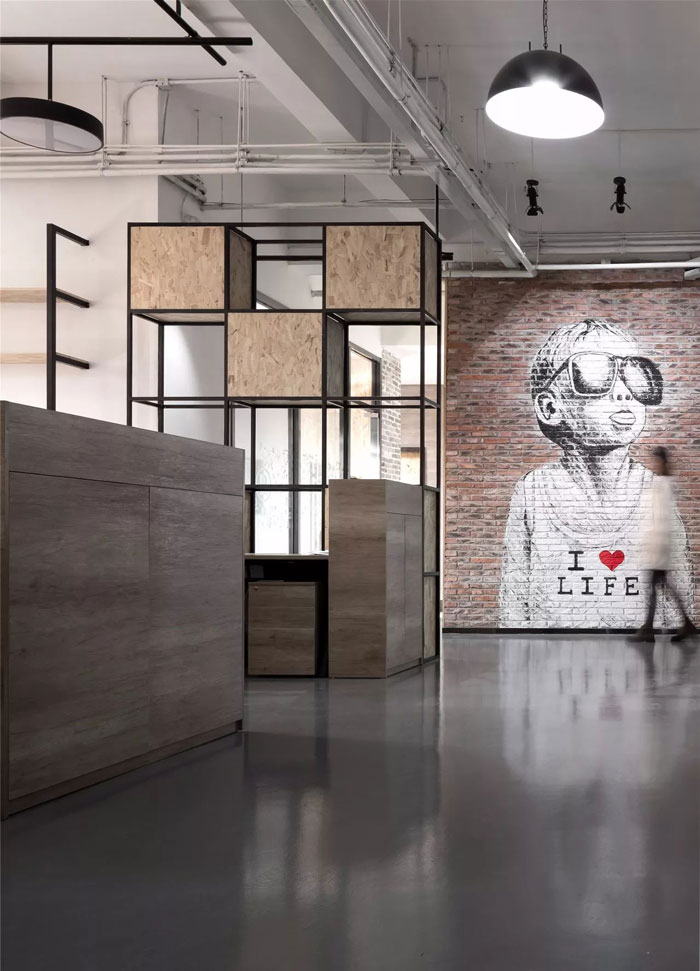 子公司辦公室辦公區裝修設計平面圖