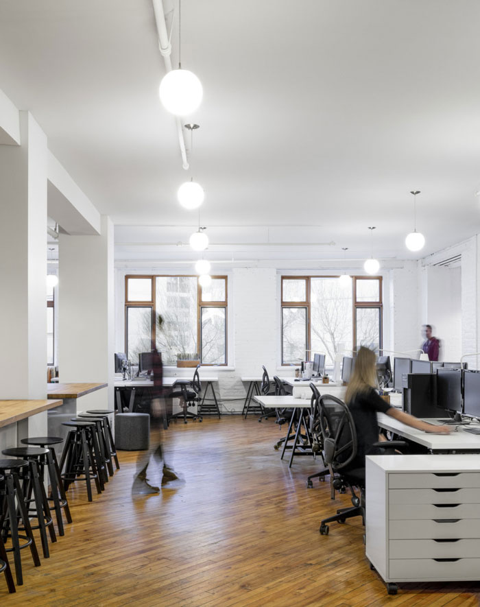 工業(yè)風格辦公室辦公區(qū)裝修設(shè)計效果圖