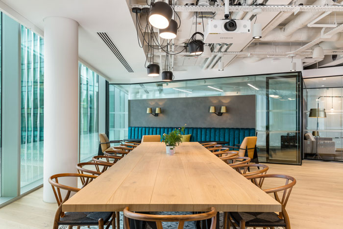 700平方辦公室會議室裝修設(shè)計效果圖