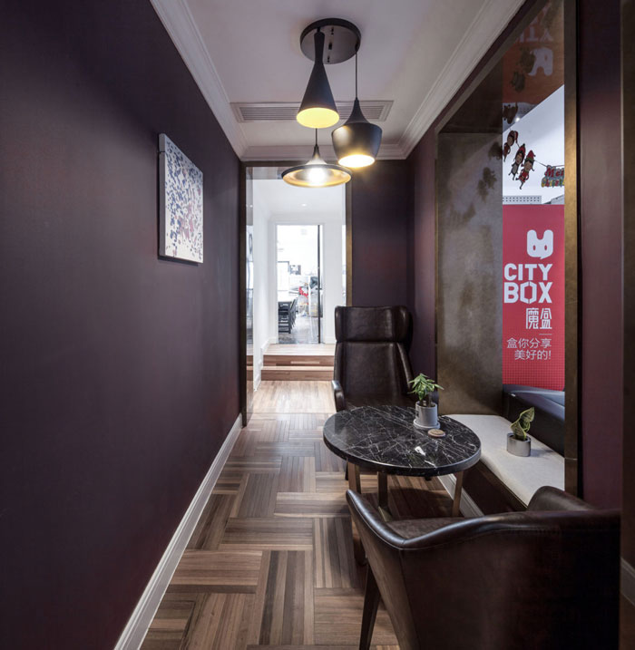 分公司辦公室接待區(qū)裝修設計效果圖