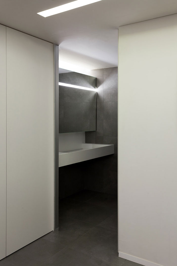 辦公樓洗手間裝修設計效果圖