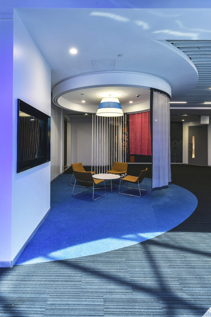 廠房辦公樓接待區裝修設計效果圖