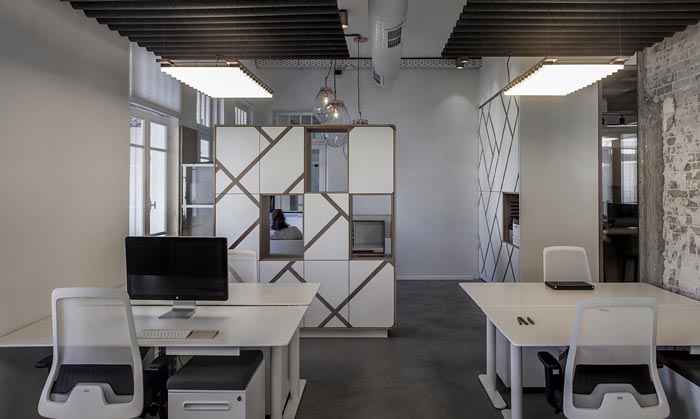 財務公司辦公室辦公區(qū)裝修設(shè)計效果圖