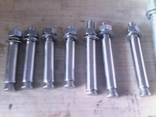 膨脹螺栓材質效果圖