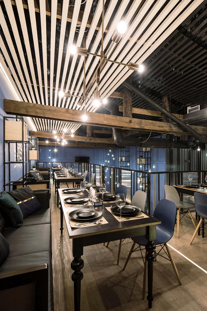 233平方工業(yè)風酒吧二樓設(shè)計方案