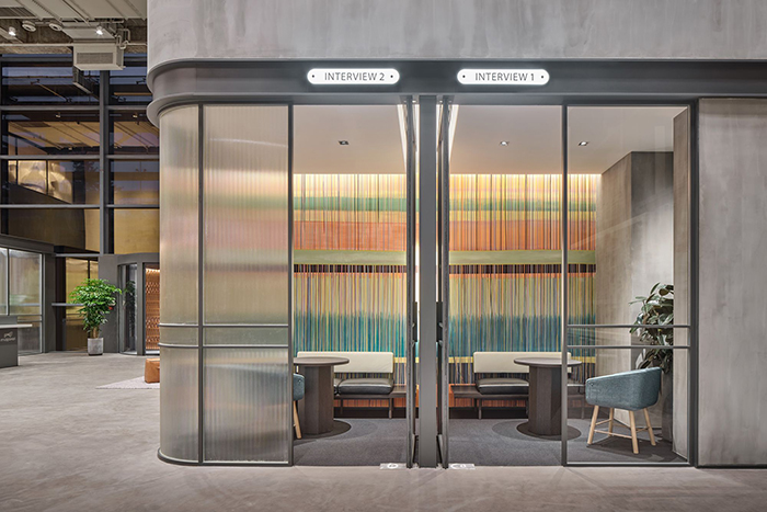 2000方咨詢公司辦公室隔斷設計